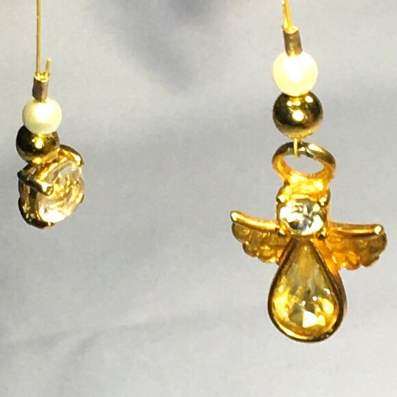 Golden Angel - Picture 1 of 2